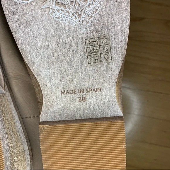 Free People Mont Blanc Asymmetrical Sandal - Size 38 - Picture 11 of 11